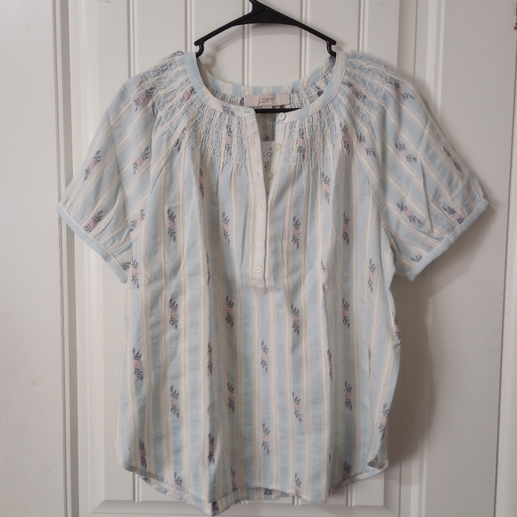 Top - Picture 2 of 2